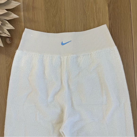 Nike Yoga Therma-Fit ADV Wool Cream Blue Green Grey Flare Pants Size Small - Picture 8 of 9